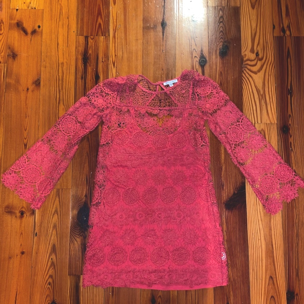American Eagle lace dress